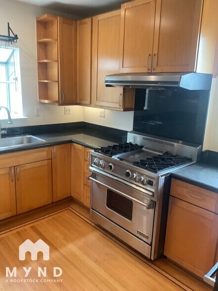 Building Photo - 626 Grizzly Peak Blvd