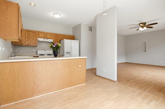 Building Photo - 3864 Pathfinder Ln