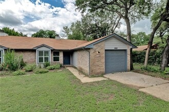 Building Photo - 5616 Oak Blvd