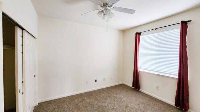 Building Photo - 1083 Somersby Way