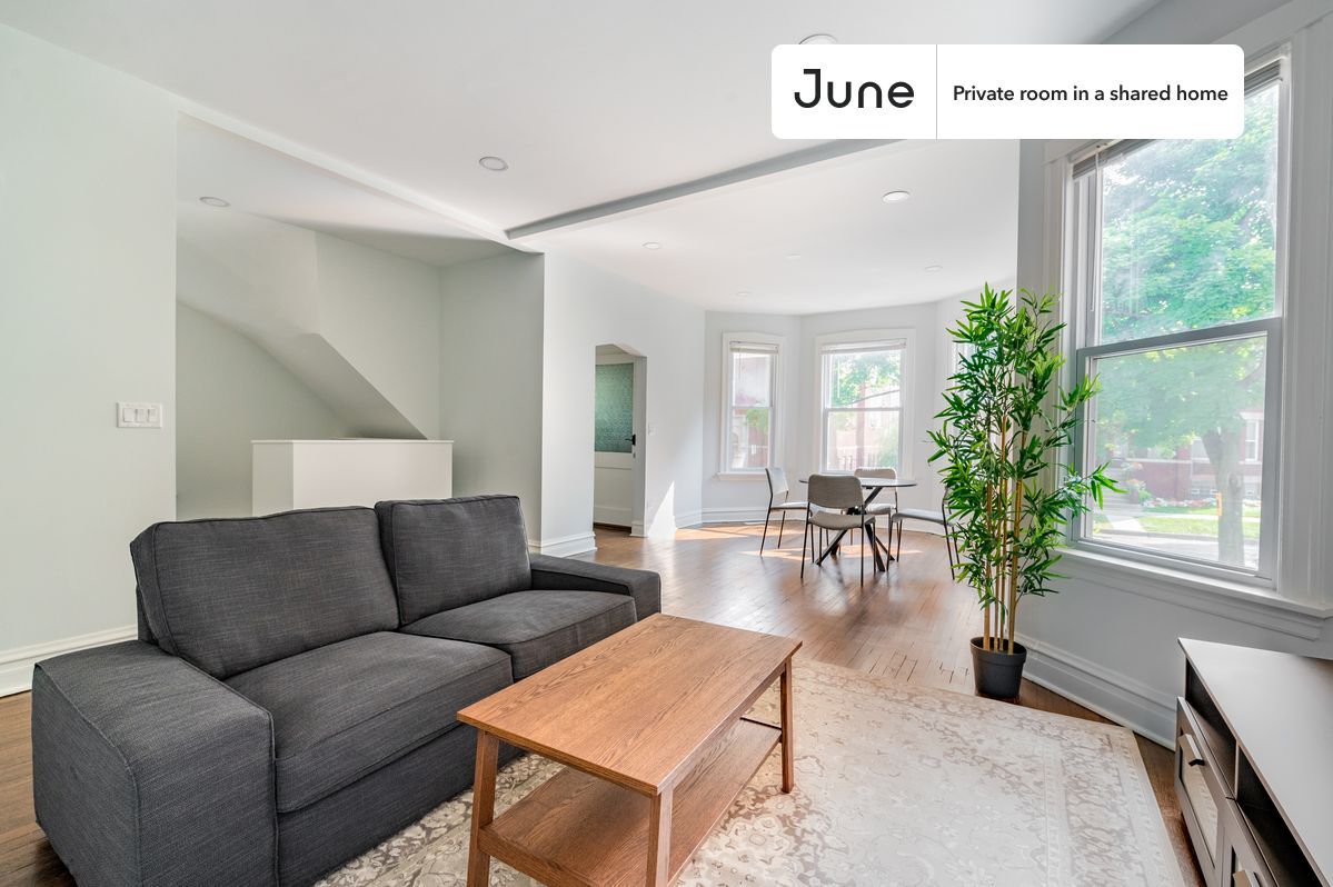 Building Photo - Room in Shared 4 bed/2 bath home