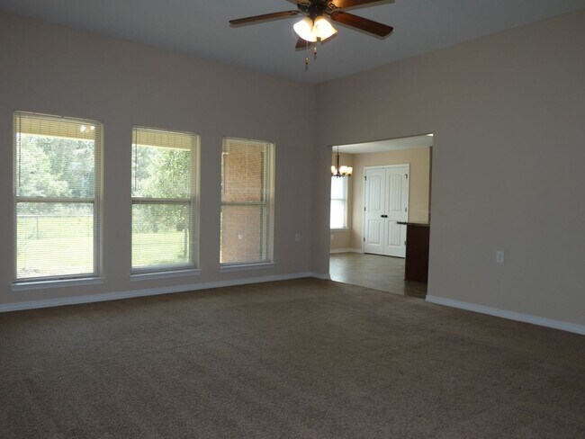 Building Photo - Charming 3 Bed/2 Bath - Willow Glen