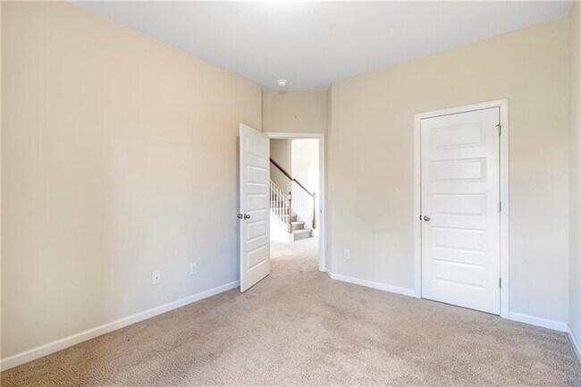Building Photo - 951 Elyse Springs Ct