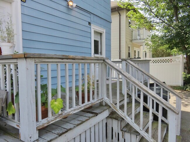 Building Photo - 37-39 Parmenter Rd