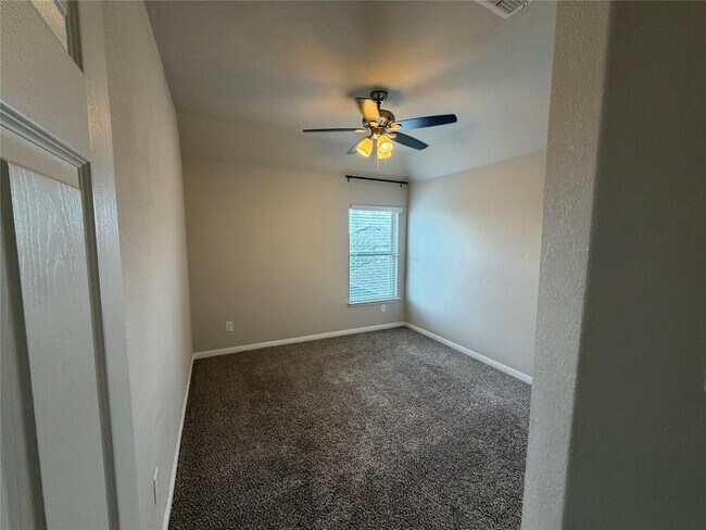 Building Photo - 13221 Olivers Way