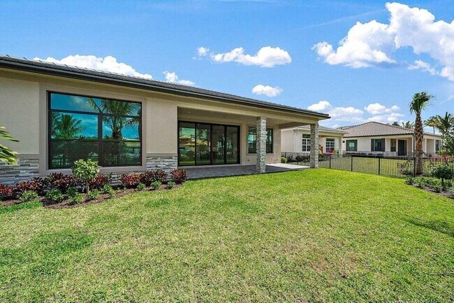 Building Photo - 13613 Le Christine Dr