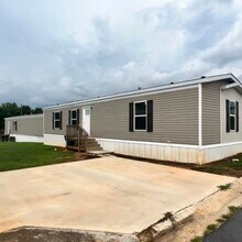 Building Photo - 202 Teasley Ln