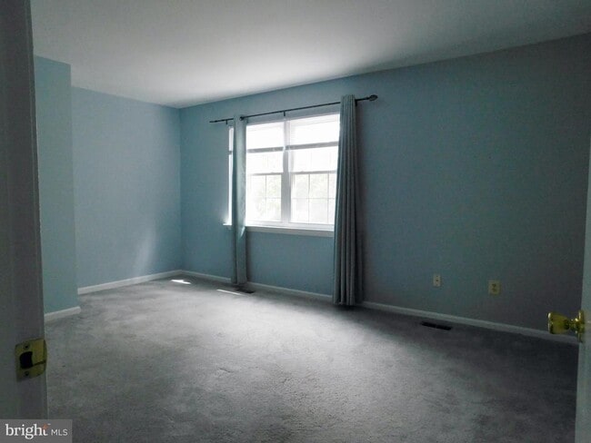 Building Photo - 3329 Ryon Ct