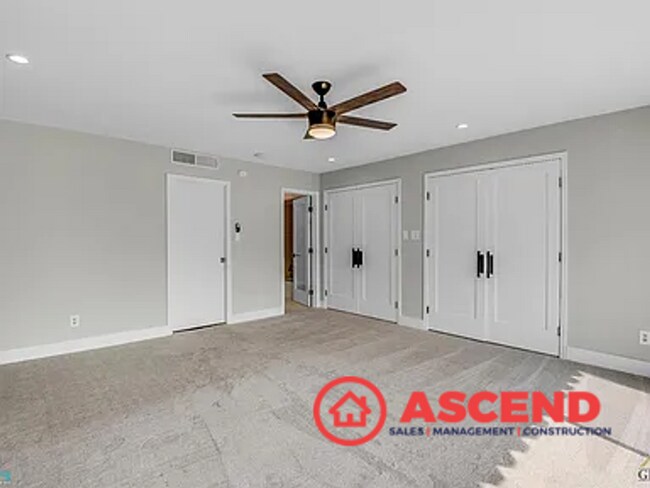 Building Photo - 4200 Boise St