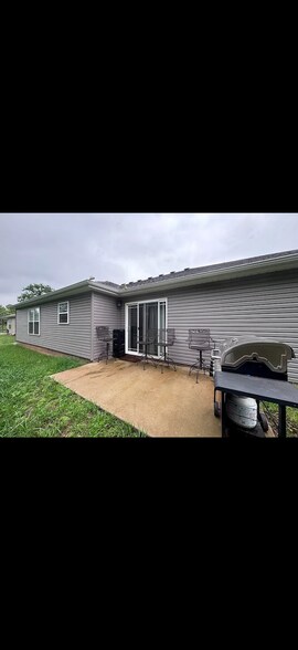 Building Photo - 135 Bald Cypress Ct
