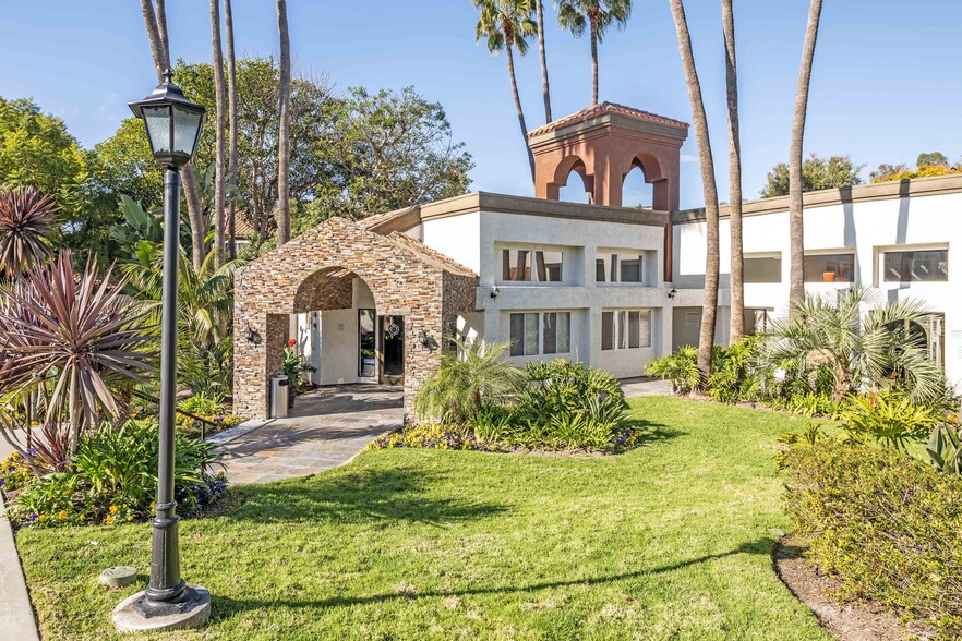 Building Photo - Rancho Del Mar