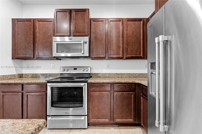 Building Photo - 28381 SW 128th Pl