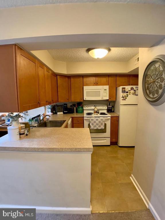 Building Photo - 209 Deer Run