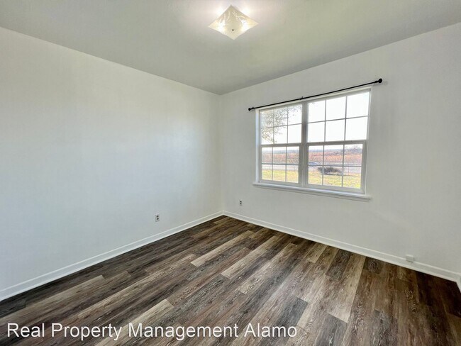 Building Photo - 3 br, 2 bath House - 15491 Hwy 123