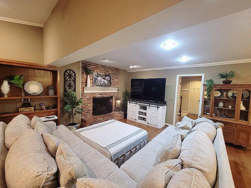 Building Photo - 2533 Mark Ln