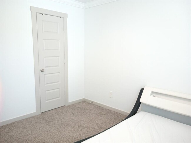 Building Photo - 3335 Balboa Grove Ln