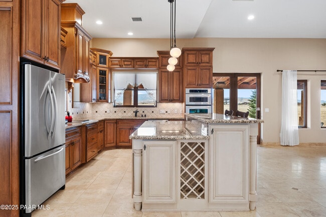 Building Photo - 7500 Michelotti Ranch Rd