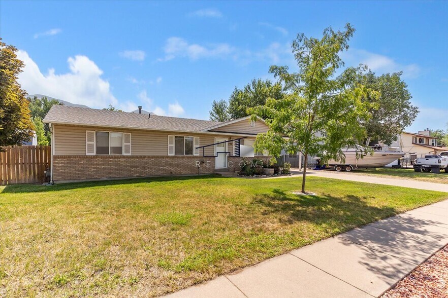 Building Photo - 772 N 800 W