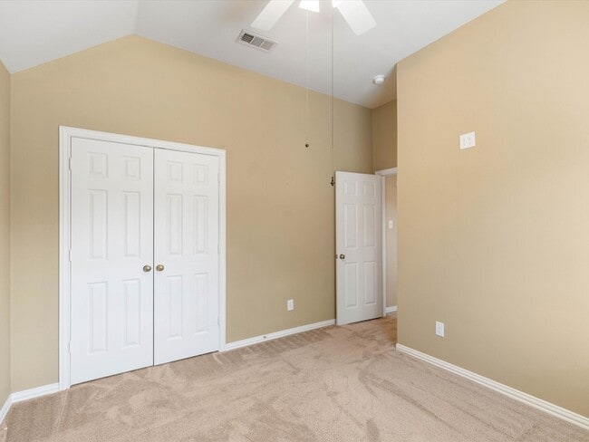 Building Photo - 8129 Springmoss Dr
