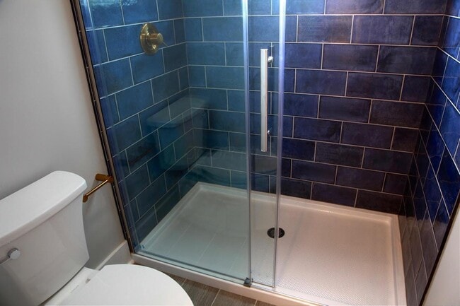 Building Photo - 76 W Starr Ave