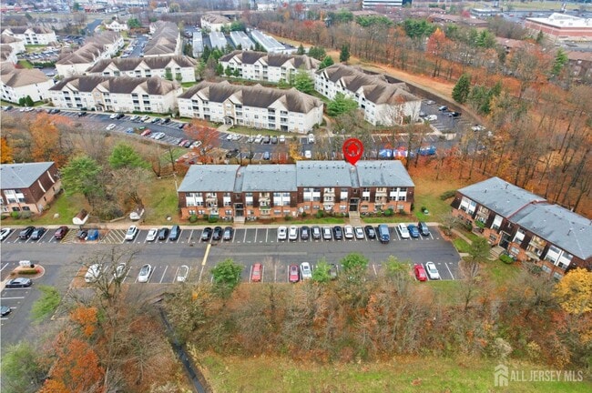 Building Photo - 1610 Green Hollow Dr