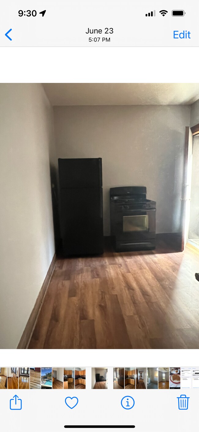 Kitchen - 933 W Sheridan Rd