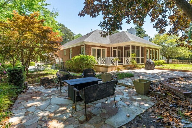 Building Photo - 8703 Decoy Ln