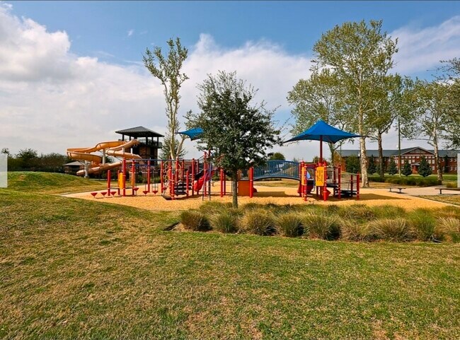 Building Photo - 7006 Paxton Ct