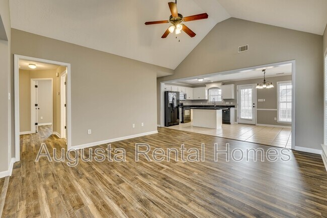 Building Photo - 1054 Grove Landing Ln