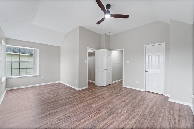 Building Photo - 7103 Biton Dr