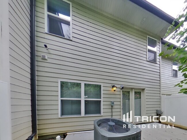 Building Photo - 107 Hickory Sta Ln
