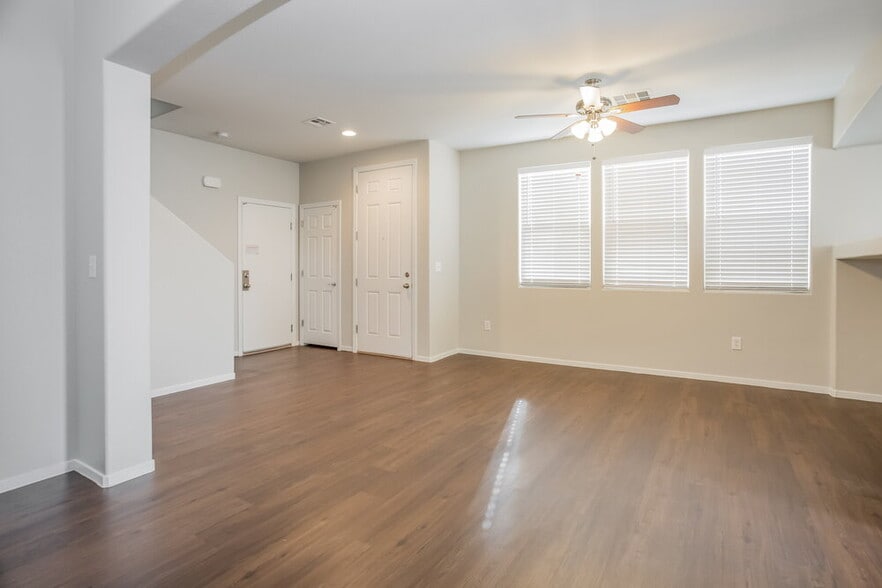 Building Photo - 5293 Brazelton St