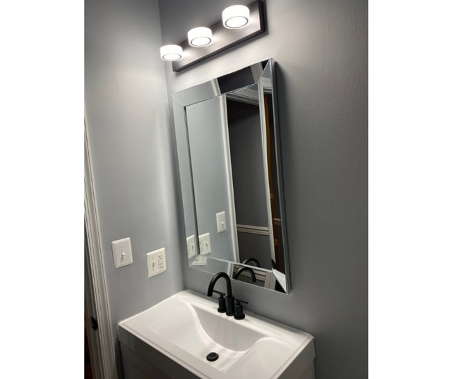 Building Photo - 529 S Longwood St