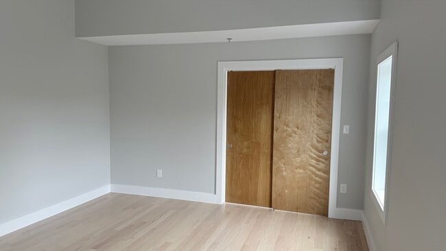Building Photo - 944 East St