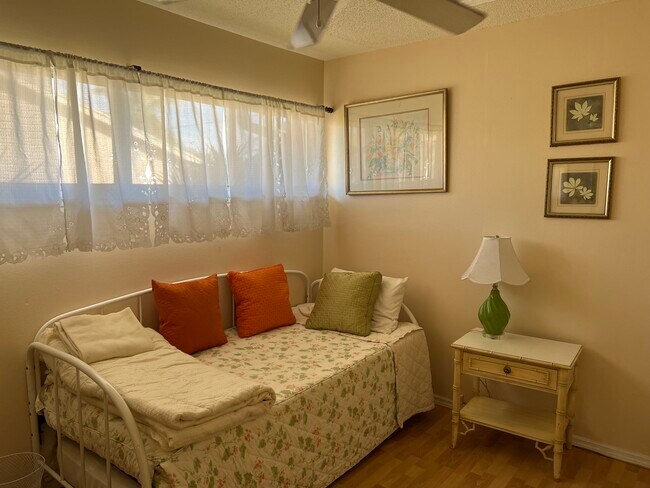 Building Photo - 2772 Woodgate Ln