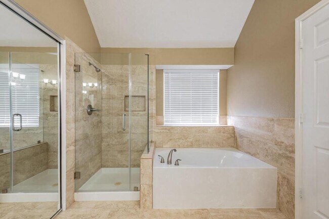 Building Photo - 18326 Cinderwood Dr