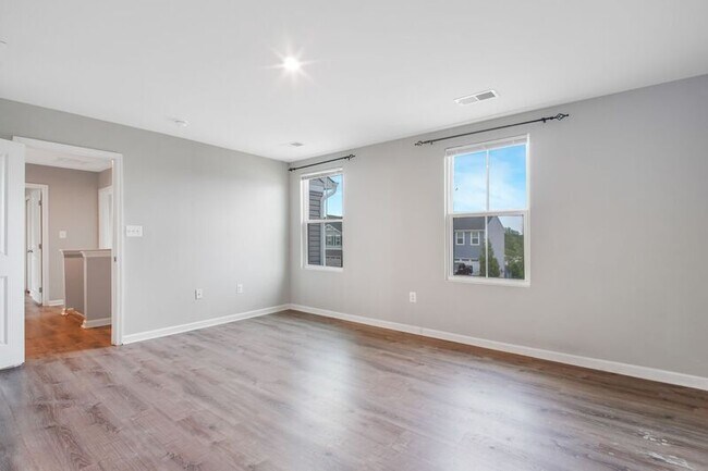 Building Photo - 128 Harper Ln
