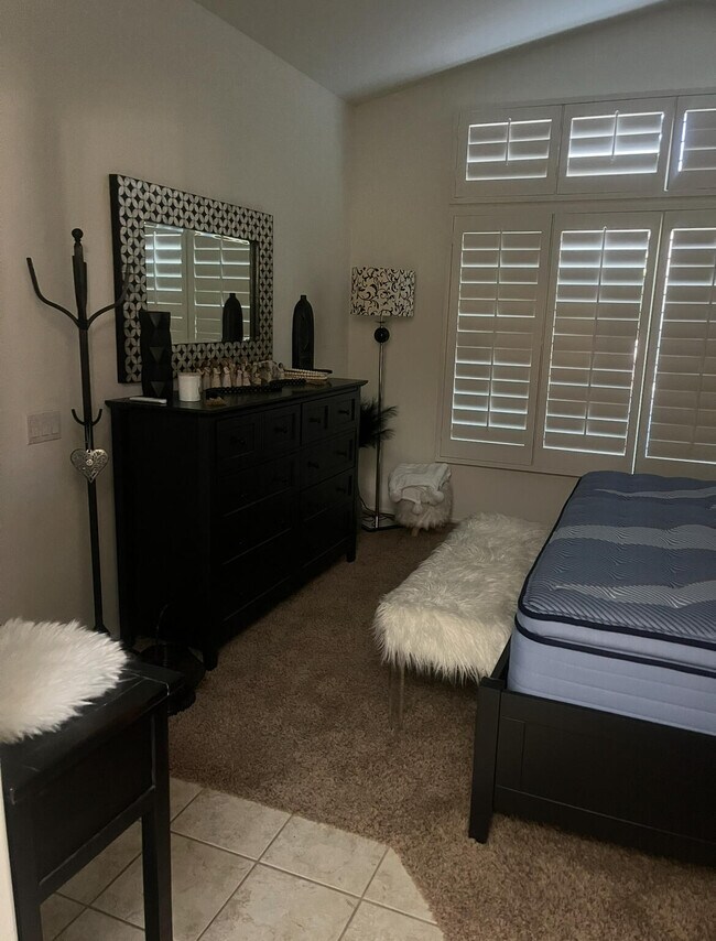 Building Photo - 78582 Dancing Waters Rd