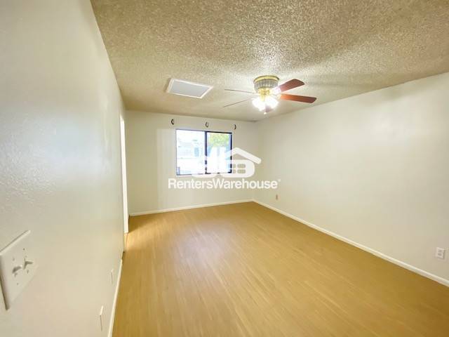 Building Photo - 2114 E Sesame St