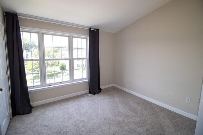 Building Photo - 7822 Rolling Vista Ct