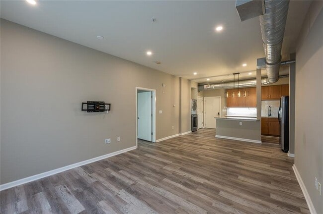 Building Photo - 5300 Peachtree Blvd