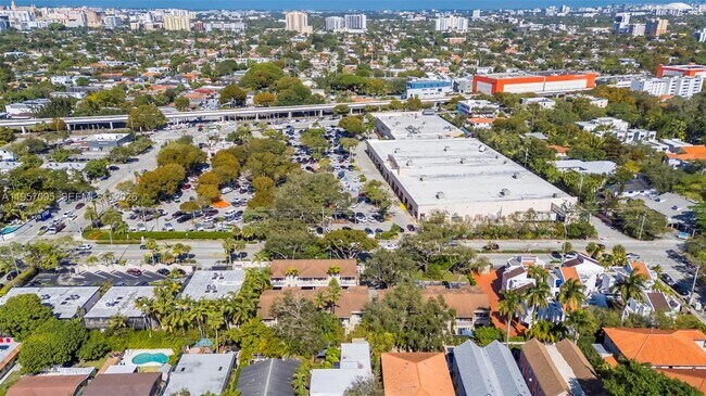 Building Photo - 3130 Bird Ave