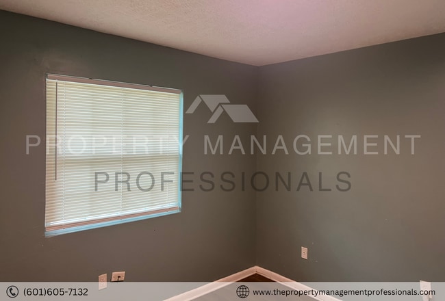 Building Photo - 1552 Reddix St