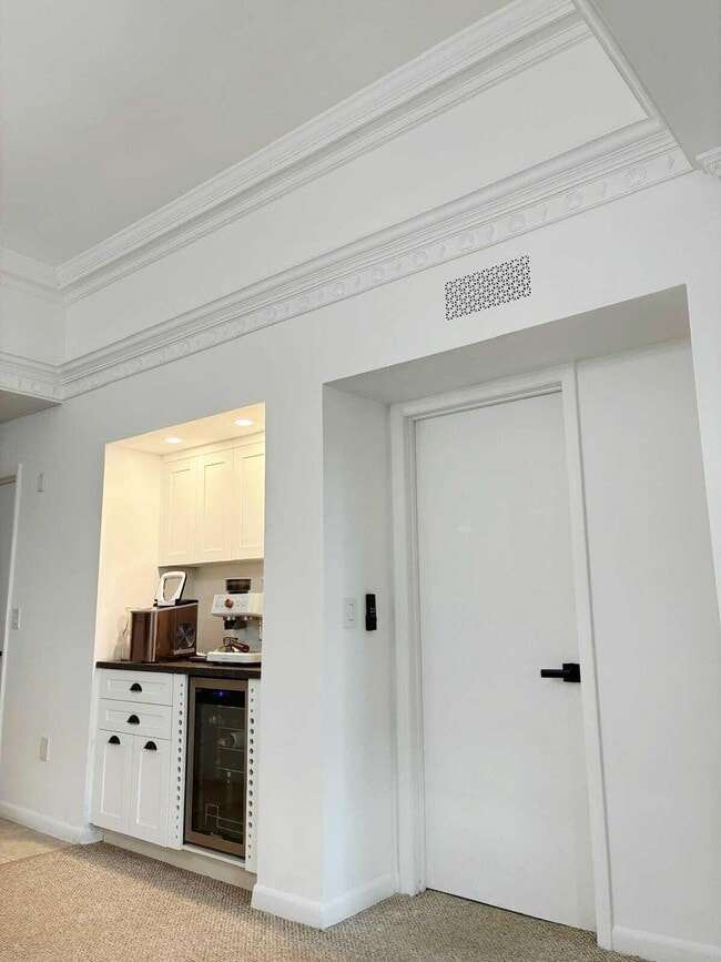 Building Photo - 4863 Via Palm Lakes