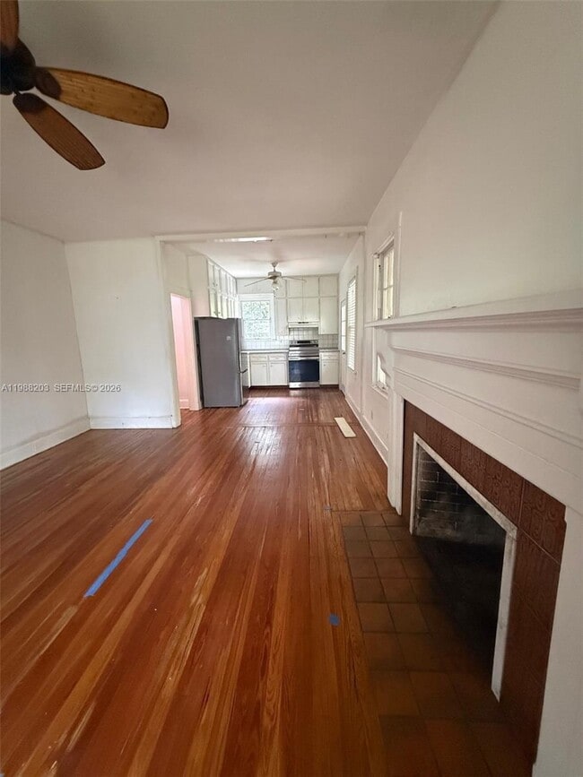 Building Photo - 3972 Loquat Ave