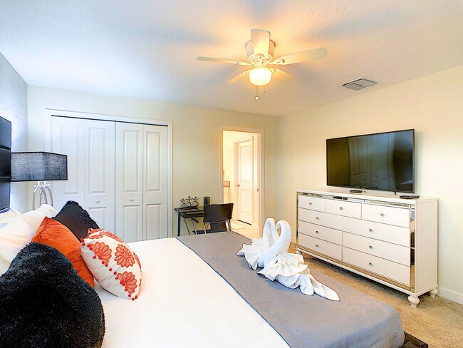 Building Photo - 8939 Cabot Cliffs Dr