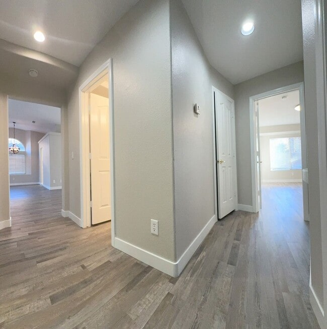 Building Photo - Newly Remolded Open Floor Plan One-Story 3 bedrooms & 2 Baths Home