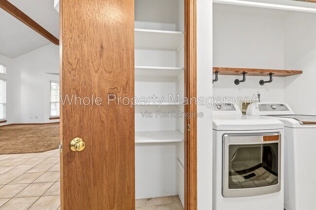 Building Photo - 3441 W 98th Dr