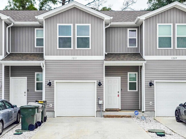 Building Photo - 1211 Fairchild Vlg Dr