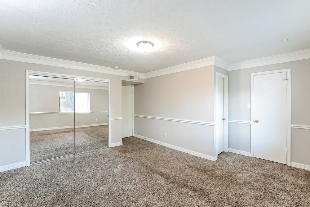 Building Photo - 2719 Killdeer Ln